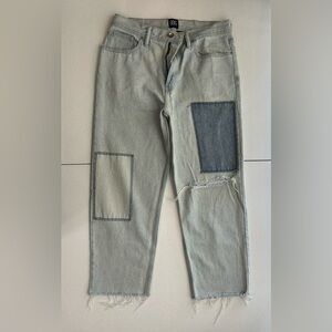 BDG Light Blue Jeans with Dark Blue Patch Bow fit 30x30 Urban Outfitters